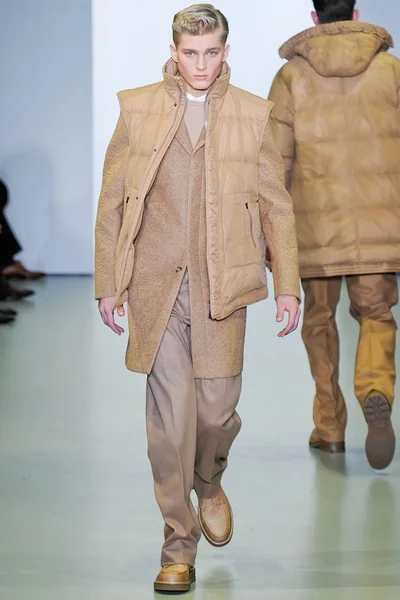 Look 26